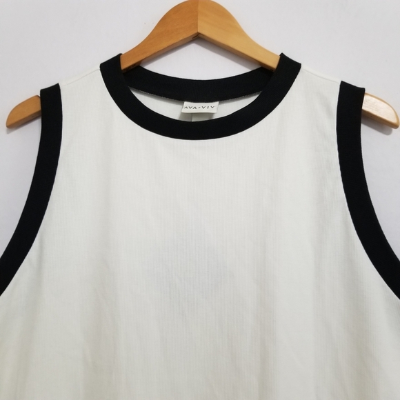 NWT Ava & Viv Ivory Black Trim Tank Top Size 2X - Picture 2 of 6